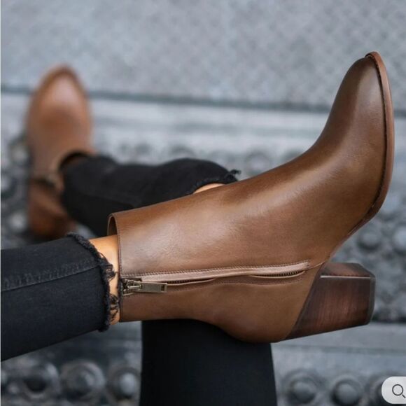 BRAND NEW CHARLOTTE RUSSE TWO SIDE ZIP WOMEN"S ANKLE BOOT - Picture 6 of 14